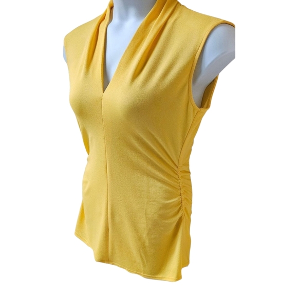 ESSENTIALS Chic Yellow V-Neck Sleeveless Blouse Size M/L - Picture 5 of 11